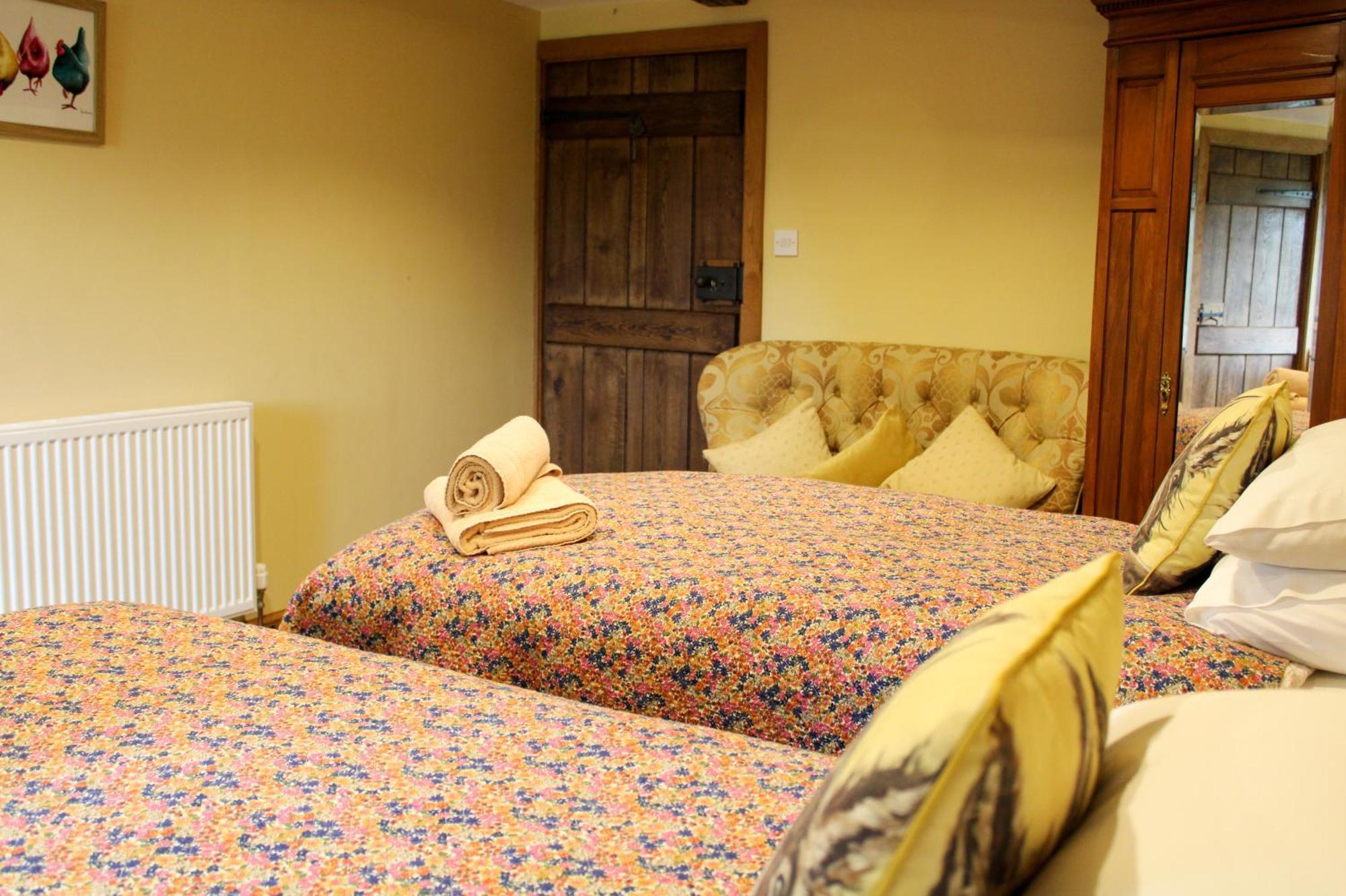 Huntlands Farm Bed & Breakfast Bromyard Exterior photo