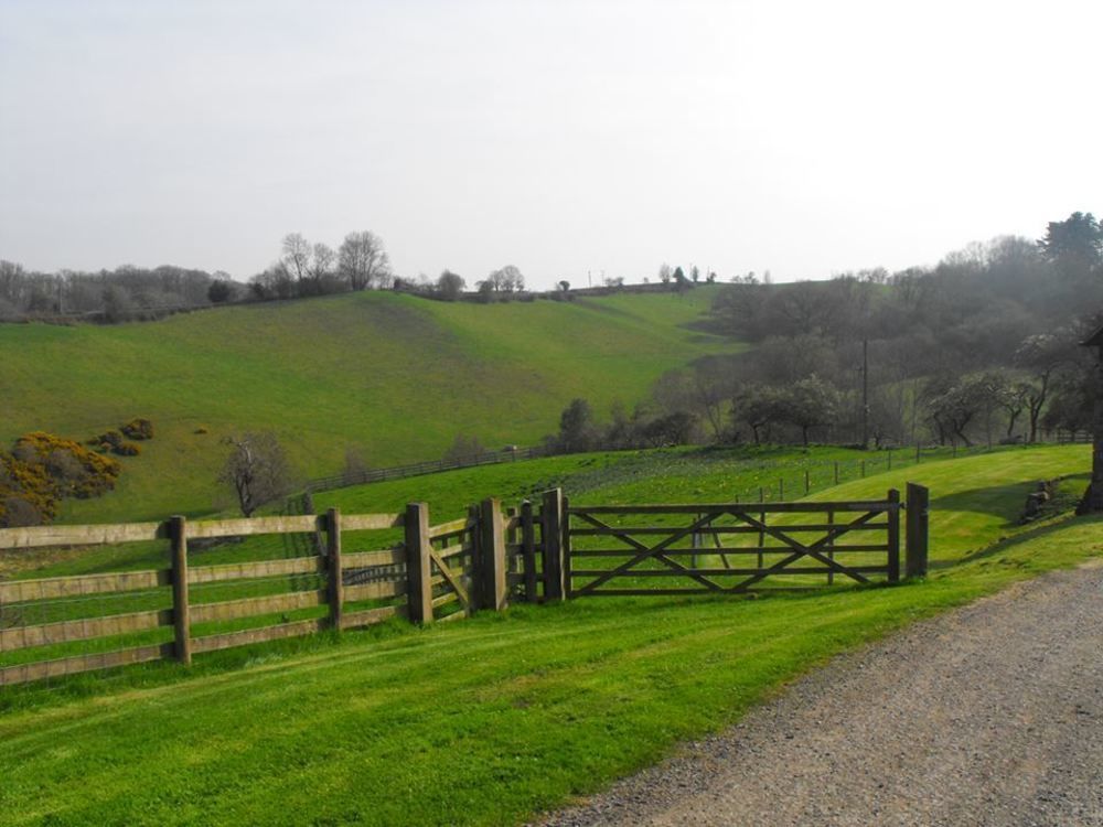 Huntlands Farm Bed & Breakfast Bromyard Exterior photo